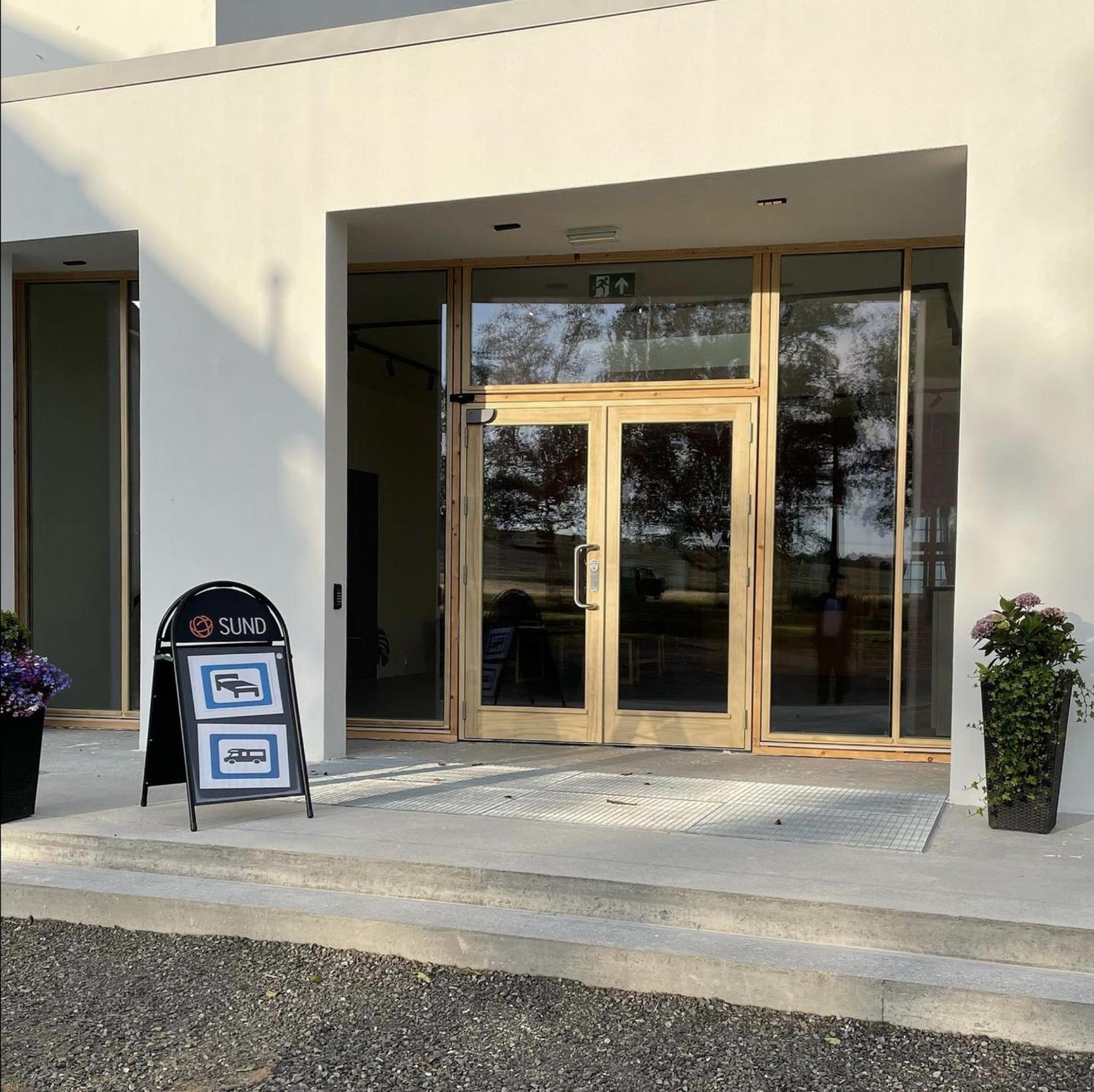Sund Sommerhotell, Inderoy Straumen  Exterior foto